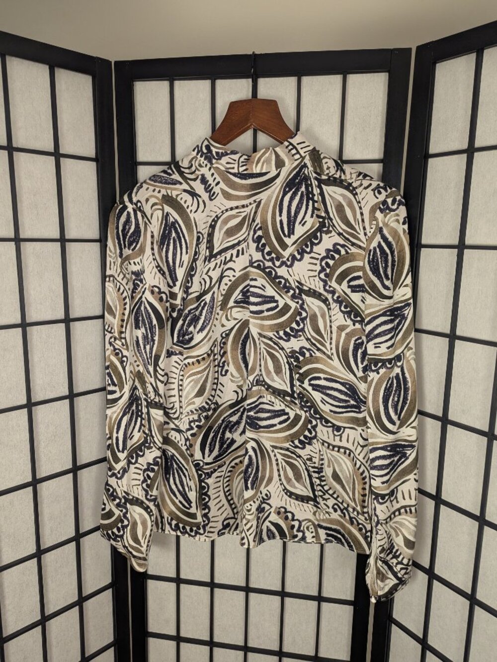 MM. LaFleur 100% Washable Silk Mock Neck Blouse Abstract Leaf Print Size S
